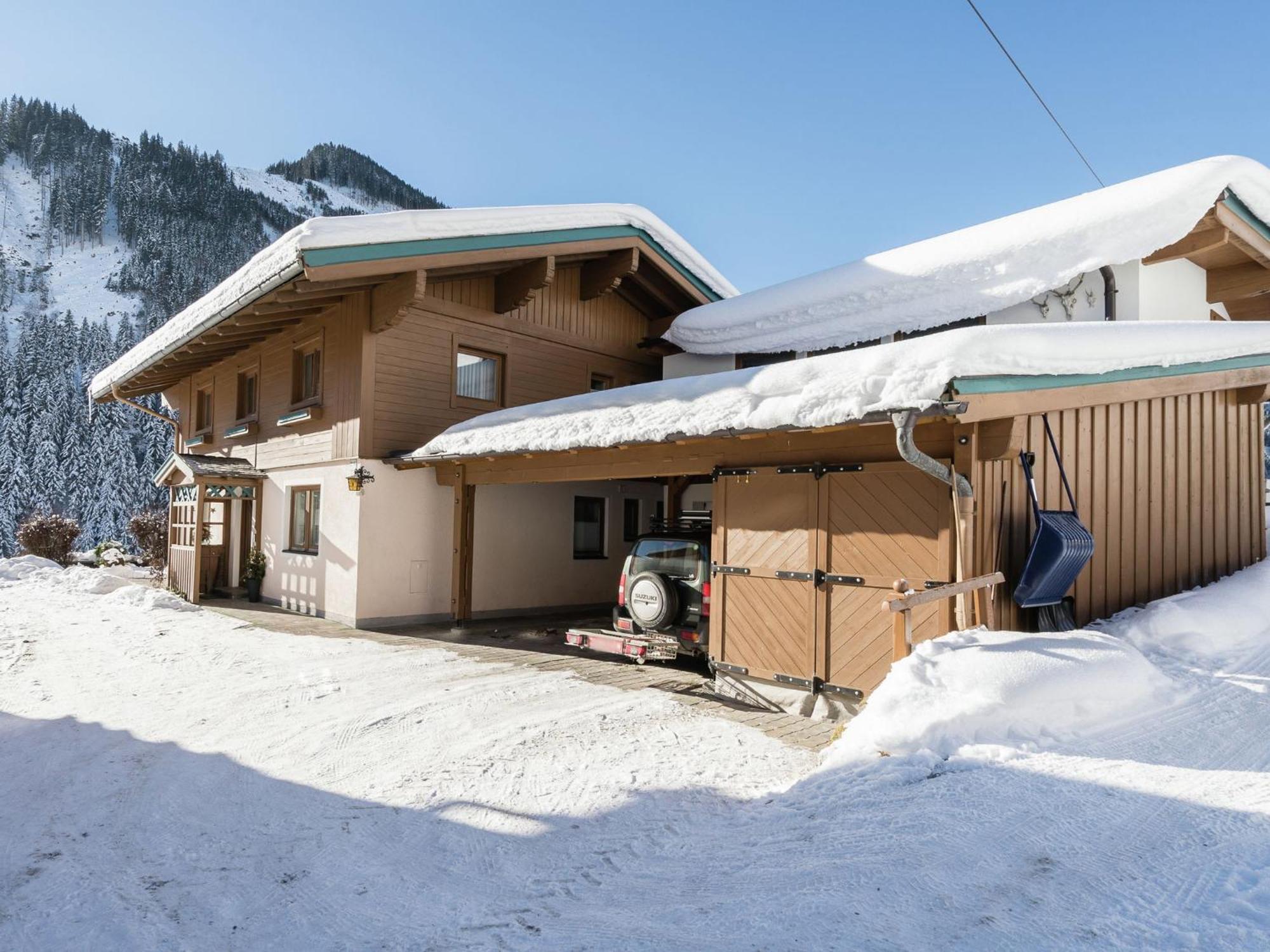 Apartment Near The Ski Area Saalbach-Hinterglemm Ngoại thất bức ảnh